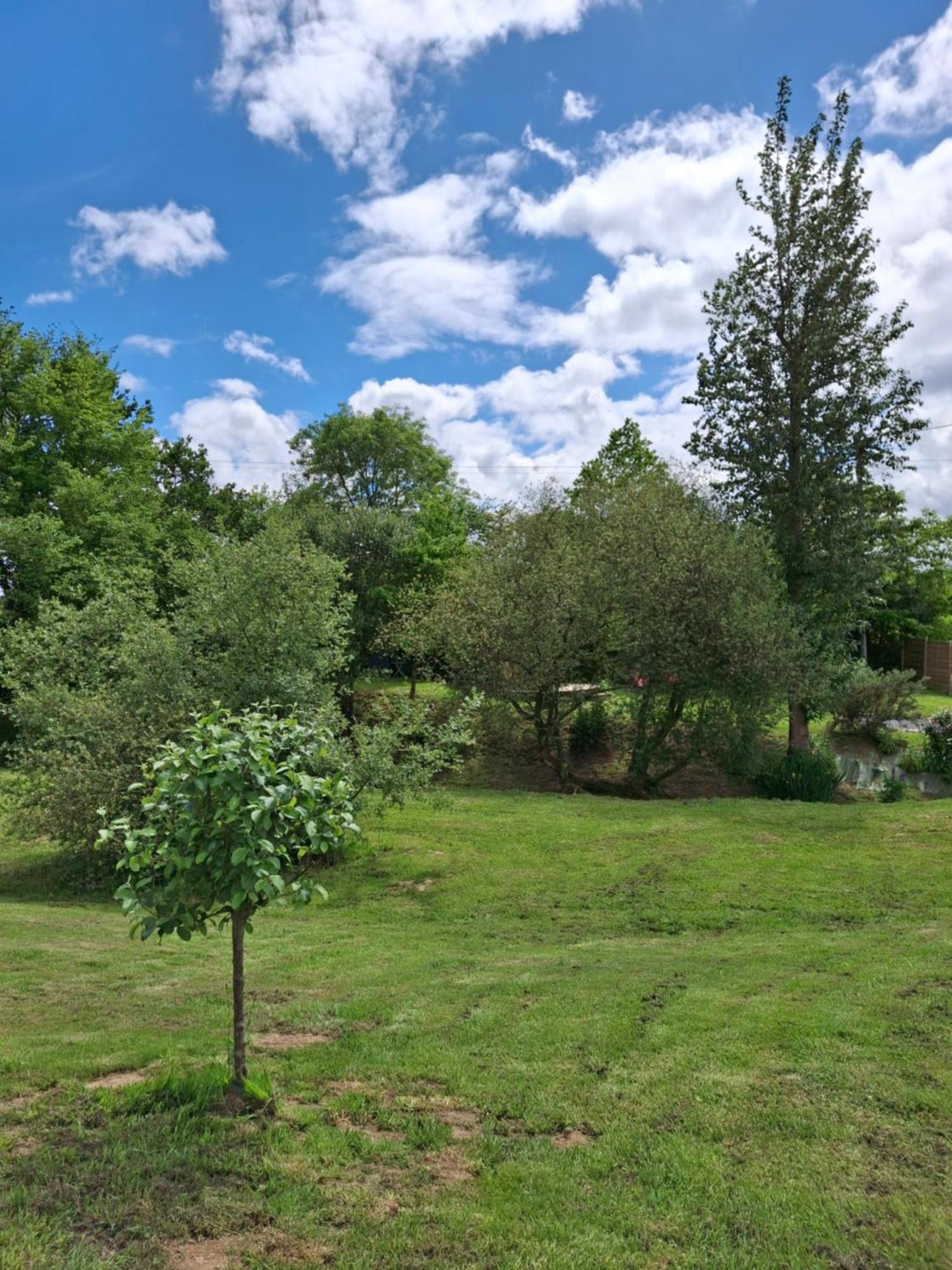 L'Authentique Tonneau A Cidre D'Emma Villa Litteau Exteriör bild